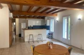 Maison de ville avec jardin et garage Maison de ville avec jardin et garage