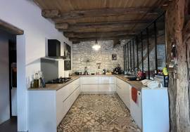 Renovation recente d\'une ferme et de sa grange attenant Renovation recente d\'une ferme et de sa grange attenant