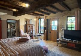 Renovation recente d\'une ferme et de sa grange attenant Renovation recente d\'une ferme et de sa grange attenant