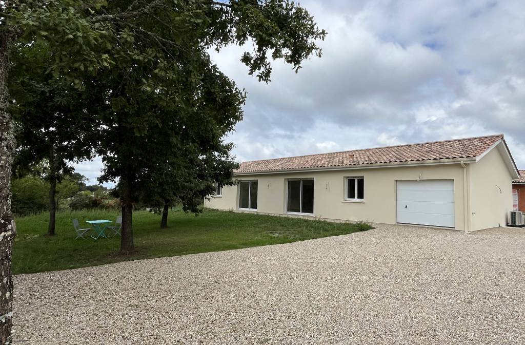 Plain pied flambant neuf avec prestations de qualite