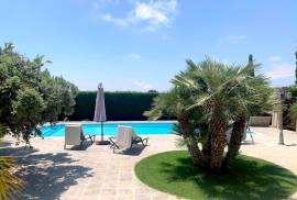 Beautiful 5 Bedroom Villa - Tala, Paphos