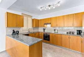 Charming 3 Bedroom Apartment - Peyia, Paphos