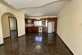 Top Floor 3 Bedroom Apartment - Universal, Paphos