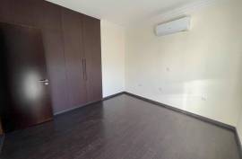 Top Floor 3 Bedroom Apartment - Universal, Paphos