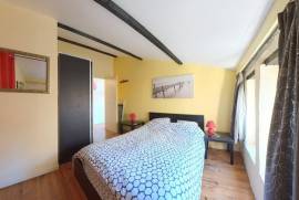 4 room, 98m2 Village house for sale in Nezignan l'eveque - 169 000 € *