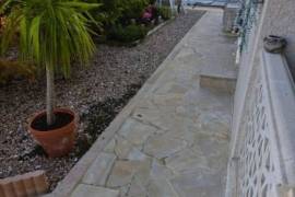 4 room, 105m2 House for sale in Roujan - 358 000 € *
