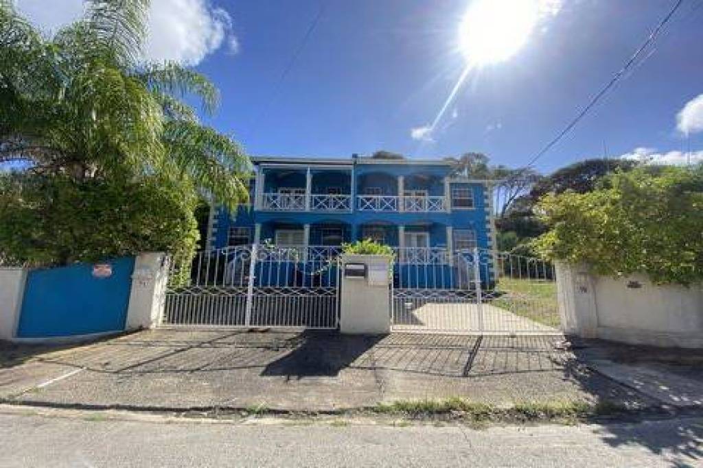 Colleton Gardens 9B - Amelie