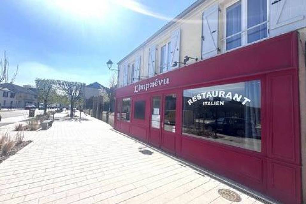Fonds de commerce à vendre ORGERUS (78) Restaurant 130 m² - logement 105 m² - Terrasse