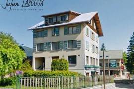 Dpt Isère (38), à vendre MEAUDRE immeuble à découper de 700 m2