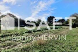 Terrain 1500m² constructible - LA GUITTIERE