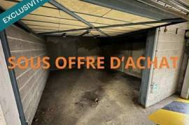 Box fermé en sous-sol – Environ 20 m² – Reims
