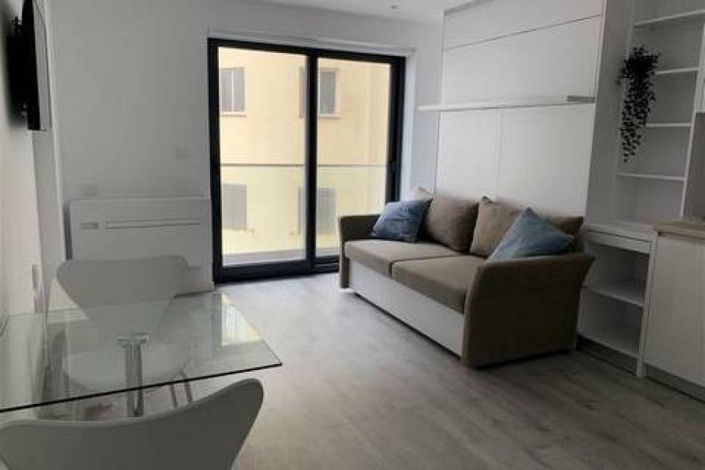 Beautiful Studio apartment in The Hub, Gibraltar