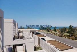 Sea front Villa For sale, Platanias, 130 sq.m., €595.000