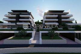 Opatija, luxurious four-room apartment with a view of the sea, NKP 142.87 m2