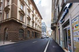Rijeka city center, ground-floor commercial space 169 m² with two display windows, long-term lease