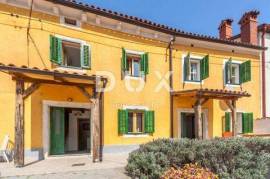 ISTRIA, MARČANA - Two renovated houses in a row