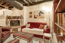 1700s characteristic retreat with fireplace – Montepulciano