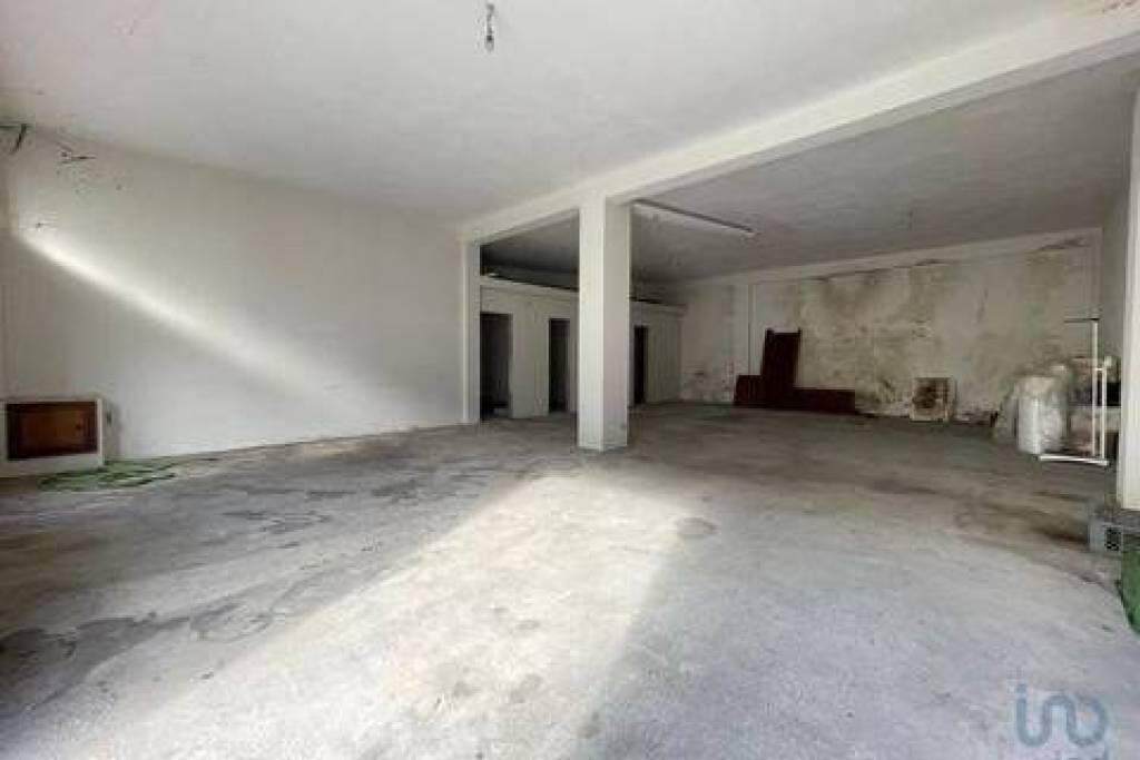Parque de Estacionamento / Garagem / Box em Barcelos, Vila Boa e Vila Frescainha (São Martinho e São Pedro) de 118,00 m²