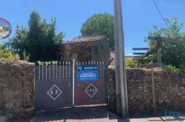 Casa de aldeia em Pedrógão Grande de 181,00 m²