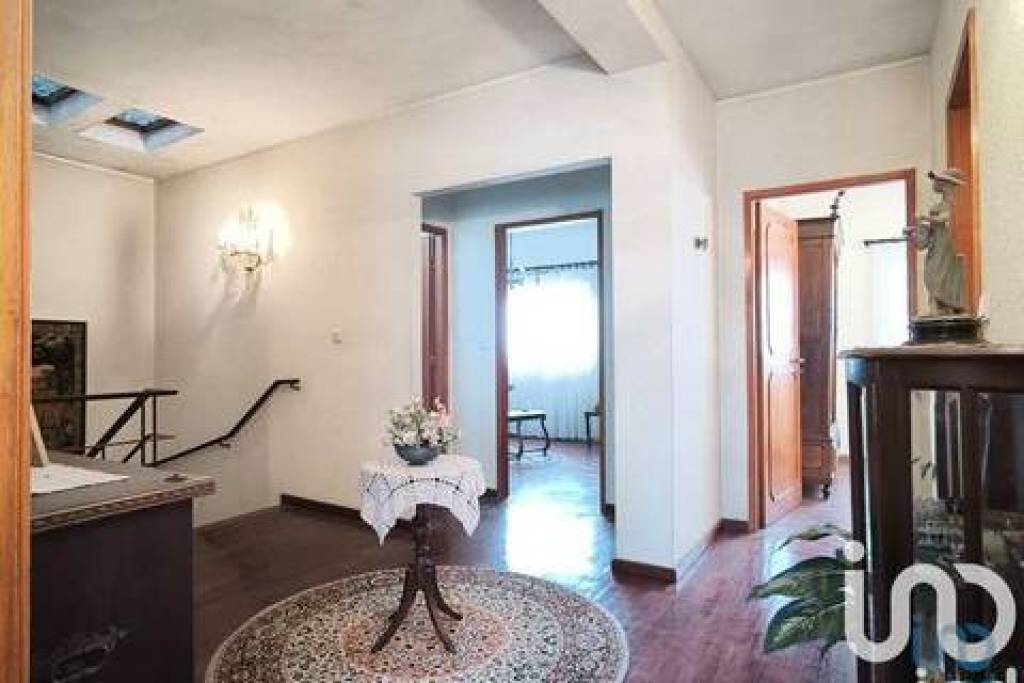 Prédio em Santa Marinha e São Pedro da Afurada de 180 m²