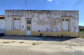 Loja / Estabelecimento Comercial em Comenda de 348,00 m²