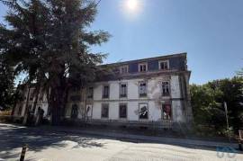 Solar T55 em Vidago (Vidago, Arcossó, Selhariz E Vilarinho Das Paranheiras) de 2335,00 m²