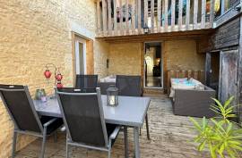 Spacious Ruffec Town Centre Property. 3 Bedrooms / 3 Bathrooms - €186,000