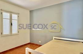 4 Bedroom Bungalow For Sale