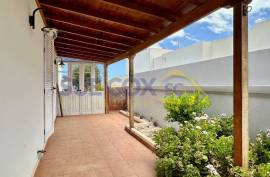 4 Bedroom Bungalow For Sale