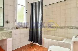 4 Bedroom Bungalow For Sale