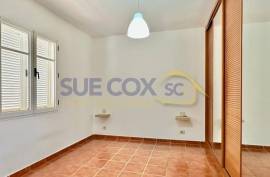 4 Bedroom Bungalow For Sale