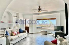 5 Bedroom Villa For Sale