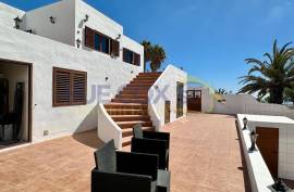 5 Bedroom Villa For Sale