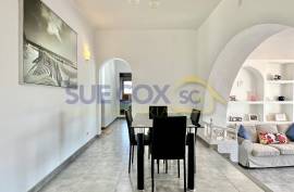 5 Bedroom Villa For Sale