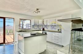 5 Bedroom Villa For Sale