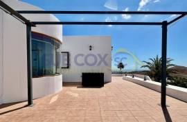 5 Bedroom Villa For Sale