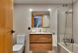 4 Bedrooms - Townhouse - For Sale