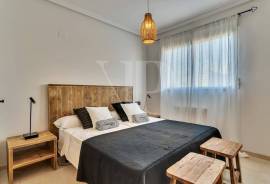 4 Bedrooms - Townhouse - For Sale