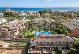 4 Bedrooms - Townhouse - For Sale