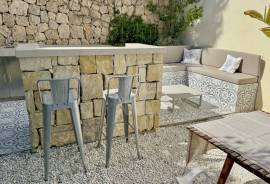 4 Bedrooms - Villa - For Sale