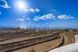 5 Bedroom Villa For Sale In San Miguel LP5200