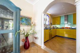 Villa in Parque La Duquesa Complex For Sale In Bahia Del Duque LP33635