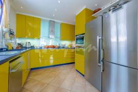 Villa in Parque La Duquesa Complex For Sale In Bahia Del Duque LP33635