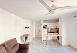 2 Bedroom Apartment In Port Royale Complex For Sale In Los Cristianos LP23895