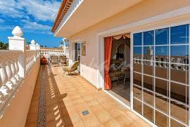 3 Bedroom Villa For Sale In Callao Salvaje LP33633