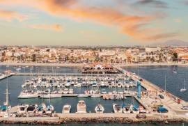listing listing