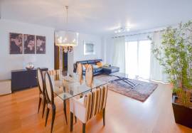 3 Bedroom Apartment - Funchal (Rental)