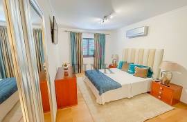 3 Bedroom Apartment - Funchal (Rental)