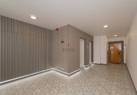 Apartment with Pool and Sea View - T2 in Caniço