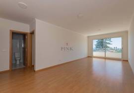 Apartment with Pool and Sea View - T2 in Caniço